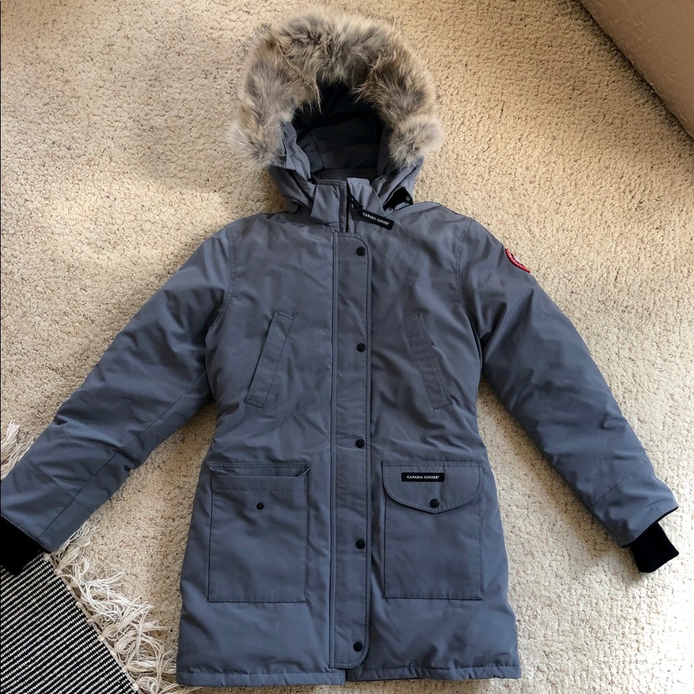 Women’s Canada Goose Parka - Like New - L